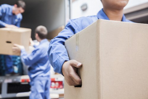 Moving van and access planning for Edgware properties